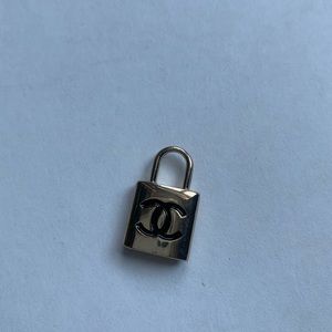 CC Lock zipper pull